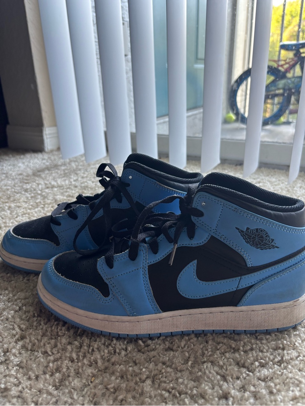 Jordan 1 Mid University Blue Black (PS) Size 7 Youth  DQ8423-401